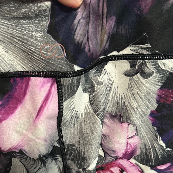 CALIA by Carrie Underwood Floral Leggings - Black and Pink - Picture 9 of 10